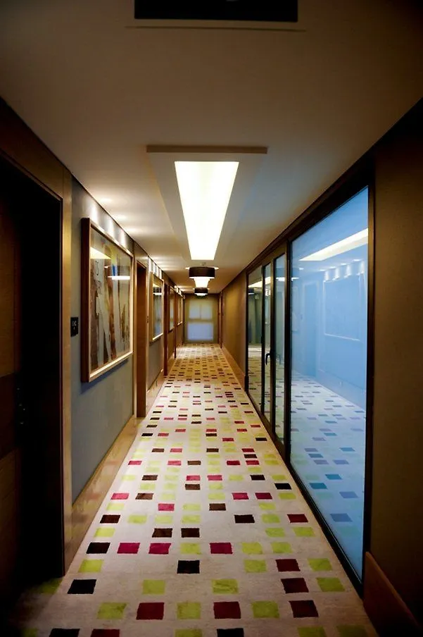 Saifi Suites Hotel Beirut
